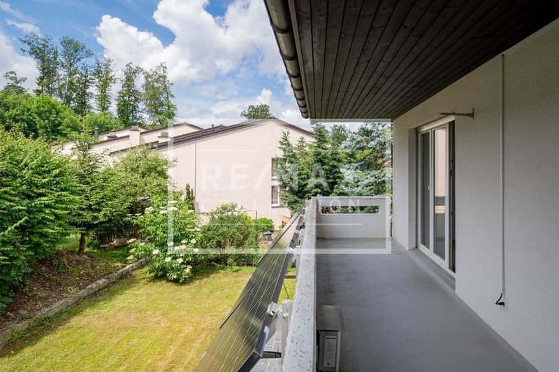 Familienfreundliches 5.5 Zimmer Doppeleinfamilienhaus mit Gartenidylle in Altendorf zu kaufen! (12)