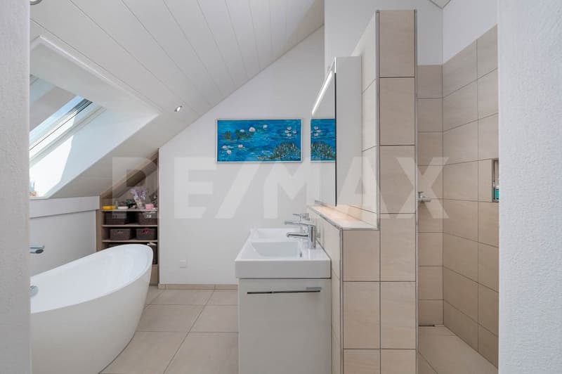 Moderne 5.5-Zimmer-Maisonettewohnung mit grossem Balkon in Zufikon AG zu kaufen! (8)