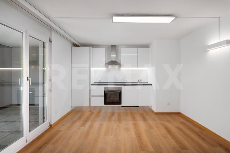 Modernes Wohnen eingebettet in die Natur / Frisch renovierte 4.5 Zimmerwohnung im EG / Im Baurecht (13)