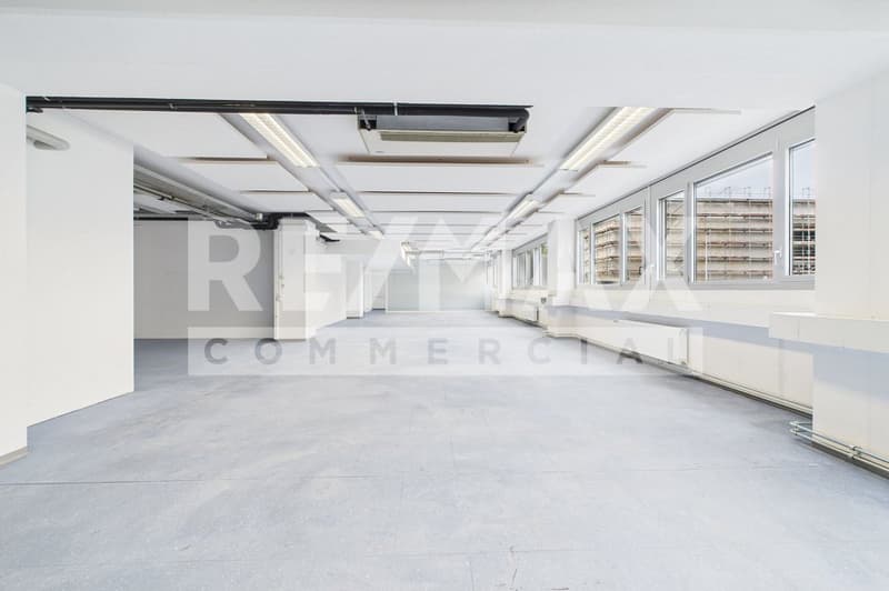 Attraktive Gewerbefläche mit vielen Nutzungsmöglichkeiten! Büro, Lager, Produktion etc.! (10)