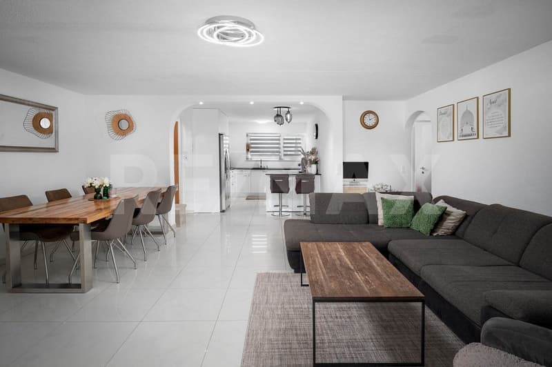 4.5-Zimmer-Wohnung mit sonnigem Balkon und hochwertiger Ausstattung in Buttikon SZ zu kaufen! (13)