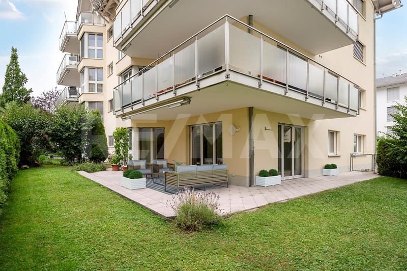 Grosszügige 4.5-Zimmer Gartenwohnung an ruhiger Lage in Einsiedeln zu kaufen! (2)