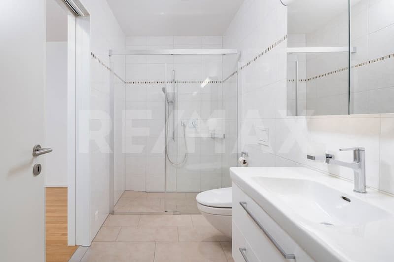 2.5-Zimmerwohnung mit hochwertigem Ausbau und sonnigem Balkon in Lachen SZ zu kaufen! (12)