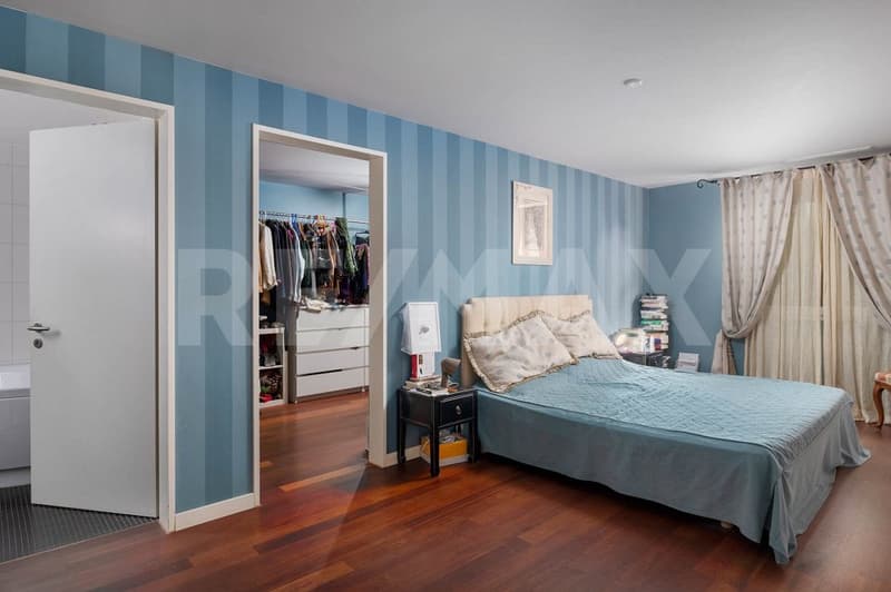 Elegante 5.5-Zimmer-Terrassenwohnung nur wenige Schritte vom Zürichsee entfernt zu kaufen! (6)