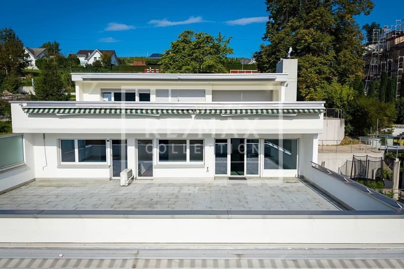 Exklusive 6.5-Zimmer-Terrassen-Wohnung mit herrlicher Aussicht und 5 Garagenplätzen! (8)