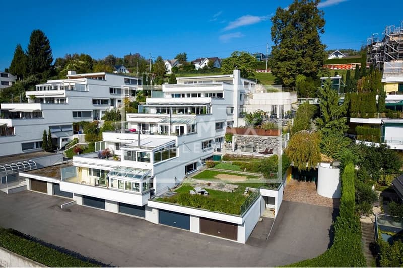 Exklusive 6.5-Zimmer-Terrassen-Wohnung mit herrlicher Aussicht und 5 Garagenplätzen! (4)