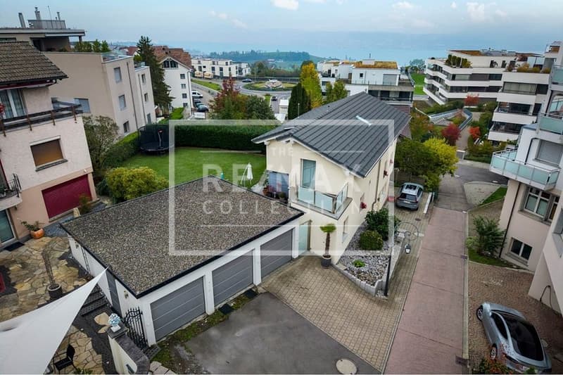Gelegenheit! Freistehendes 5.5-Zimmer Einfamilienhaus mit grossem Garten in Schindellegi zu kaufen! (10)
