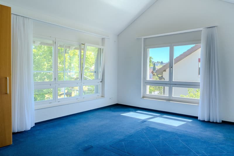Geräumiges 8-Zimmer-Einfamilienhaus an ruhiger Lage in Edlibach/Menzingen (20)