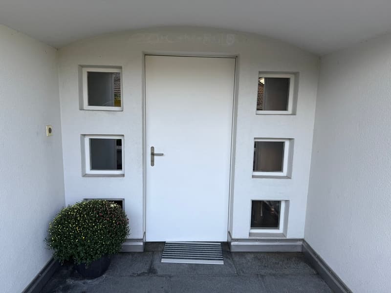Geräumiges 8-Zimmer-Einfamilienhaus an ruhiger Lage in Edlibach/Menzingen (11)