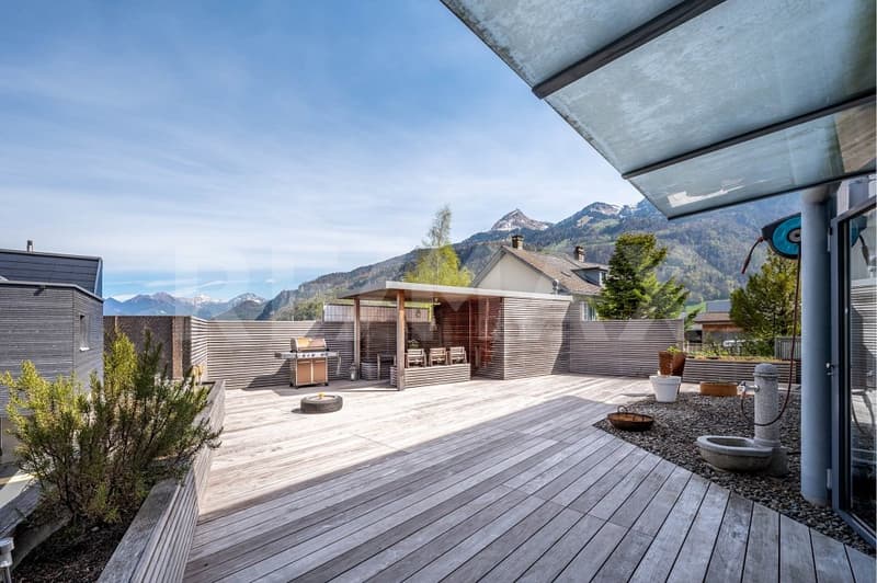 Gepflegtes Wohnhaus mit grosszügiger Terrasse (7)