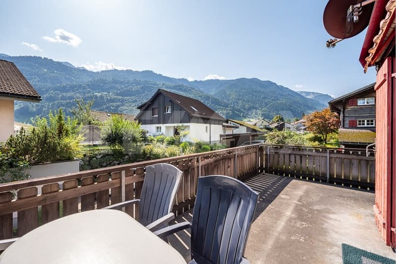 6½-Zimmer-Einfamilienhaus mit grosszügigem Grundstück (9)