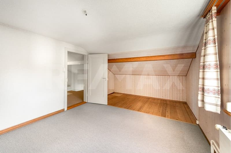 Kleines, sanierungsbedürftiges Einfamilienhaus (12)