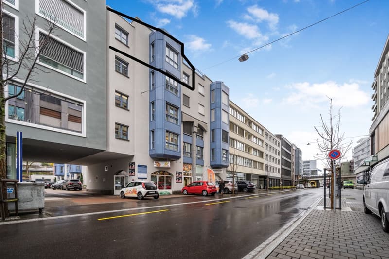 CENTRAL RESIDENZ - 4.5 Zimmer-Wohnung an zentraler Lage in der Stadt Zug (2)