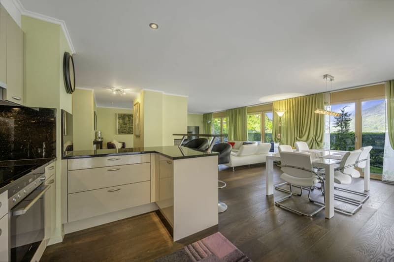 LAKESIDE LIVING 4,5 Zimmer Gartenwohnung in Iseltwald (7)
