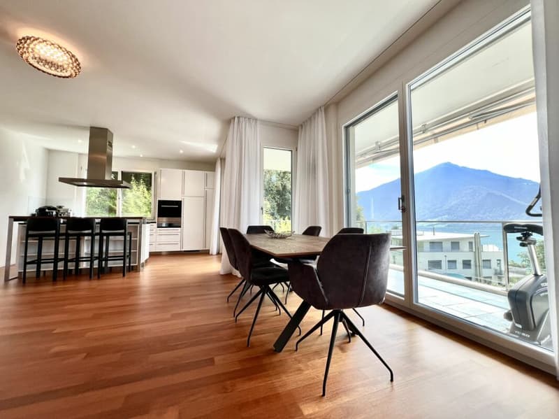 Elegance: Exklusive möblierte 3,5-Zimmer-Wohnung mit Rigi und Seeblick (6)