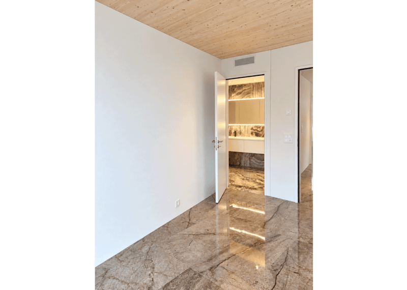 Luxuriöse 5.5-Zimmer-Maisonettewohnung (9)