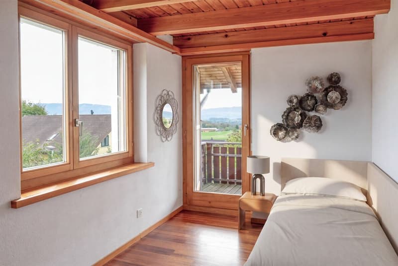 Schlafzimmer 1b