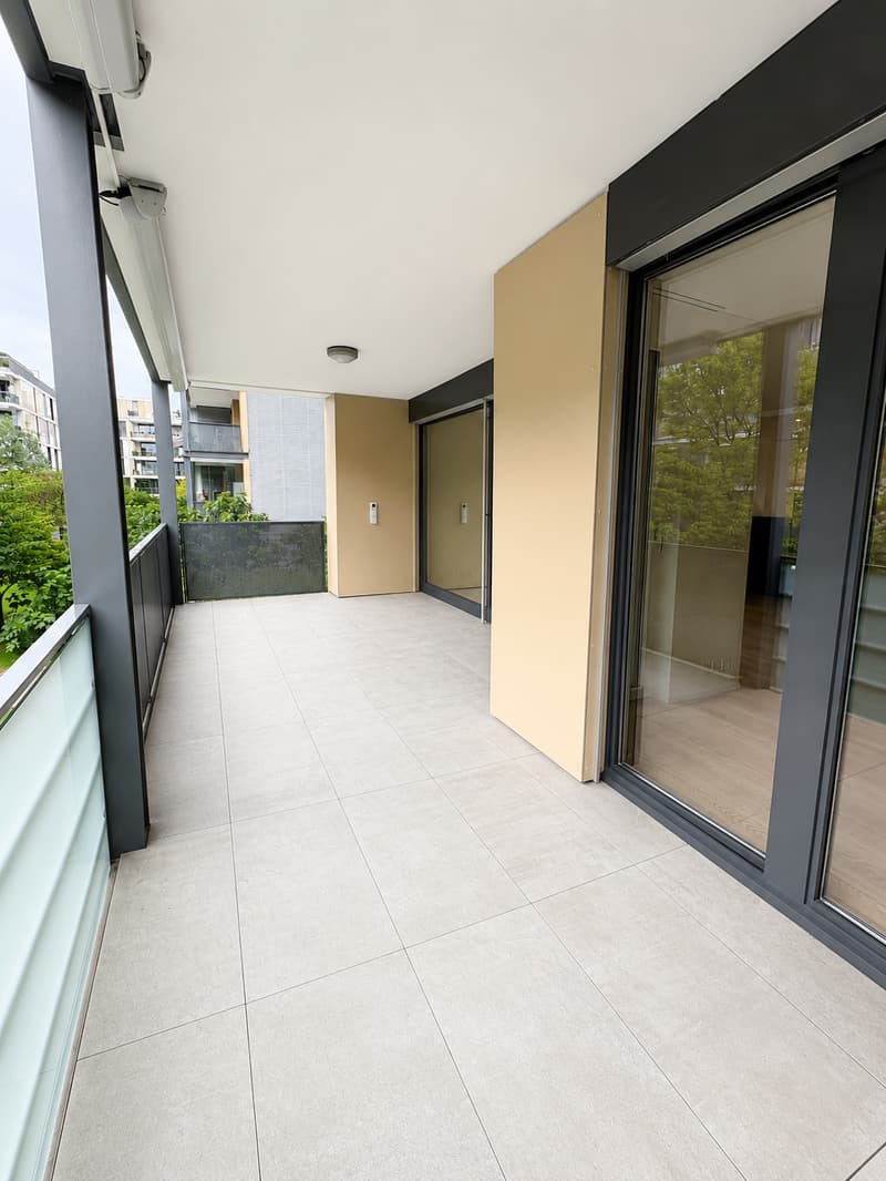 Gedeckter Balkon West