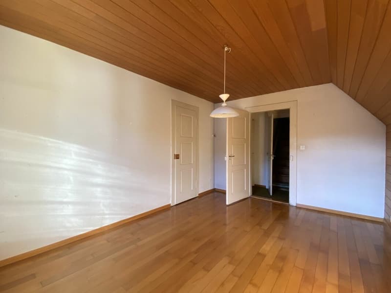 Single-family house with seating areas, balcony, garage (10)