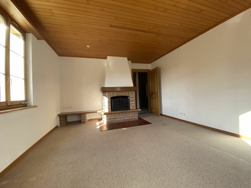 Single-family house with seating areas, balcony, garage (7)