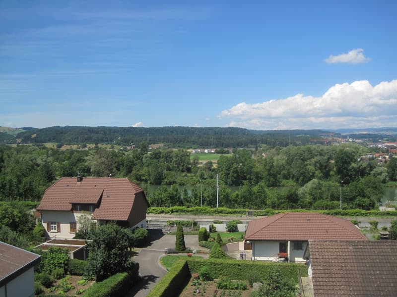 Wir vermieten eine 3-Zimmer-Wohnung im 2. OG in Döttingen! (1)