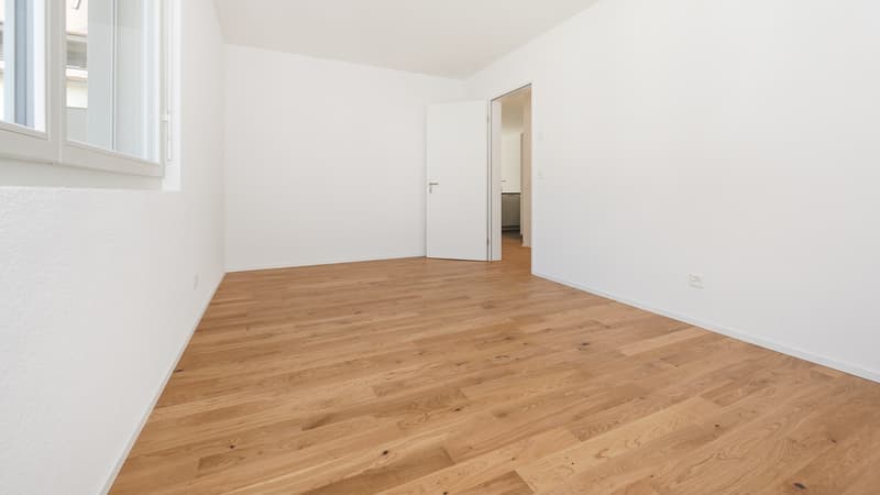 Moderne 2.5-Zimmer-Wohnung mit Balkon in ruhiger Lage Laufen (3)