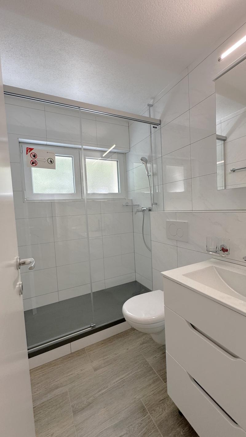 Helle 4.5-Zimmer-Wohnung mit Balkon – Letzte Gelegenheit! (4)