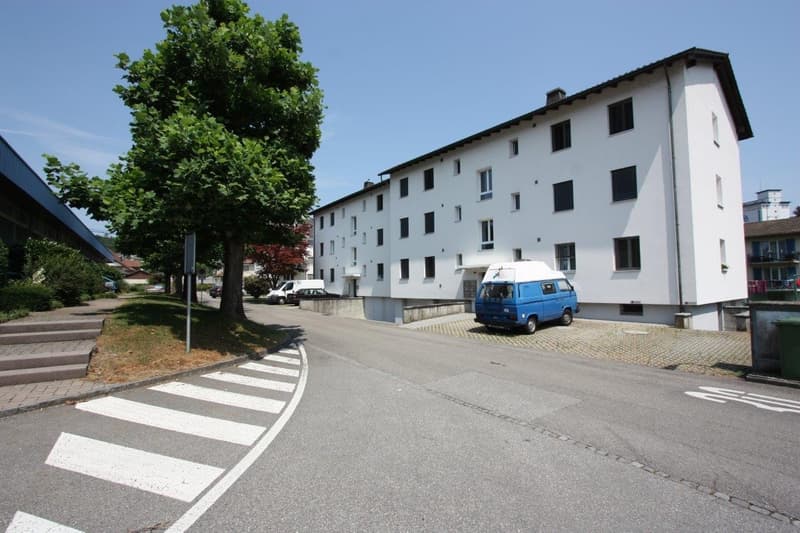 Helle 3-Zimmer-Wohnung mit Balkon in Aarburg (1)