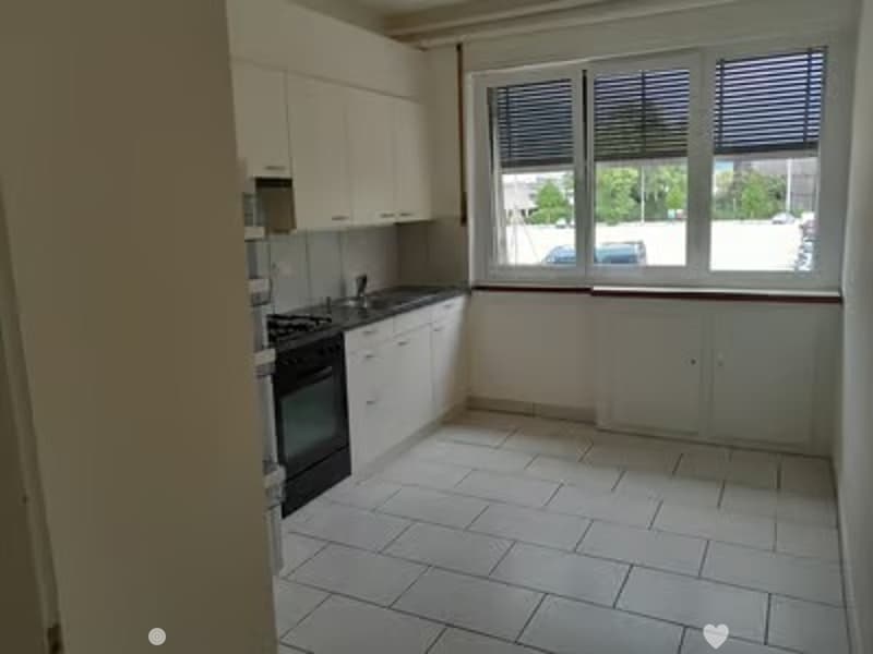 Helle und gemütliche 2.5-Zimmerwohnung an zentraler Lage (1)