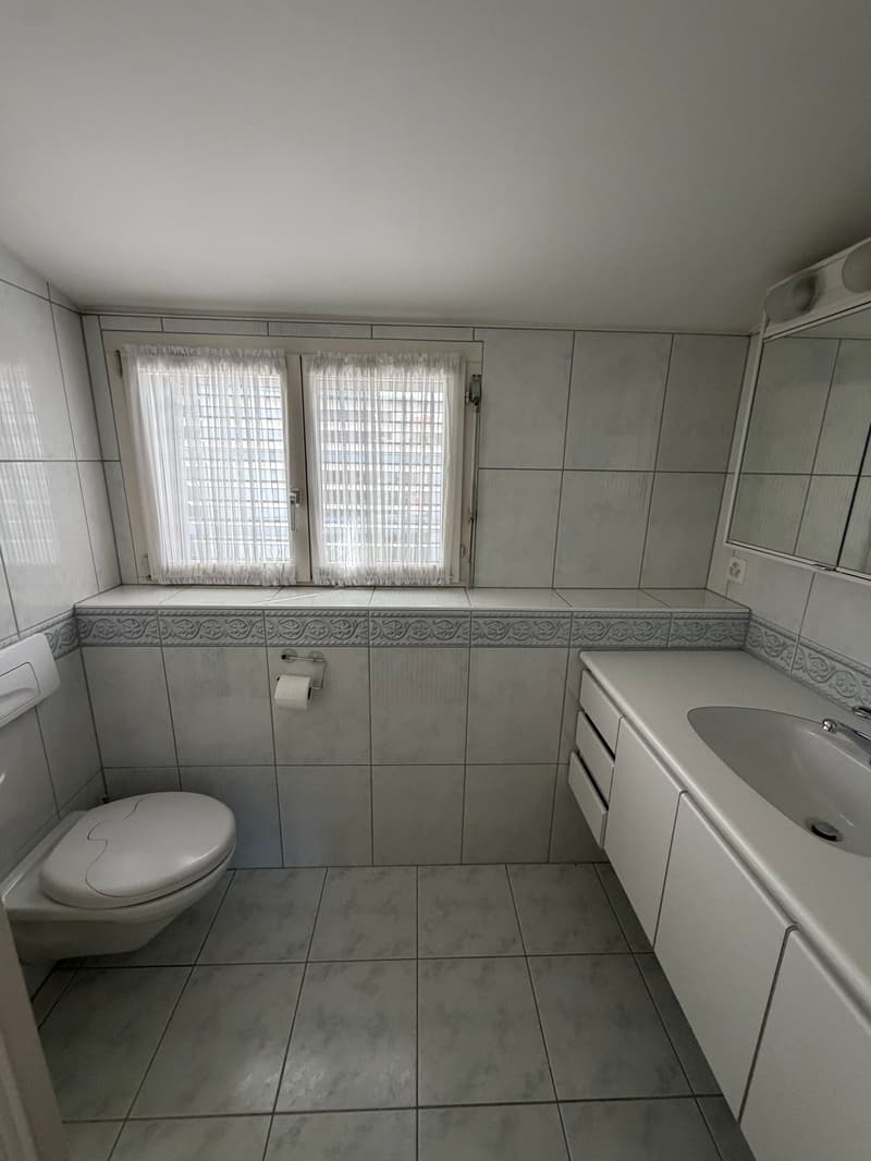 Grosszügiges 8.5-Zimmer-Haus im Kreis 2, ideal für eine WG, befristet bis 30.11.2027 (17)