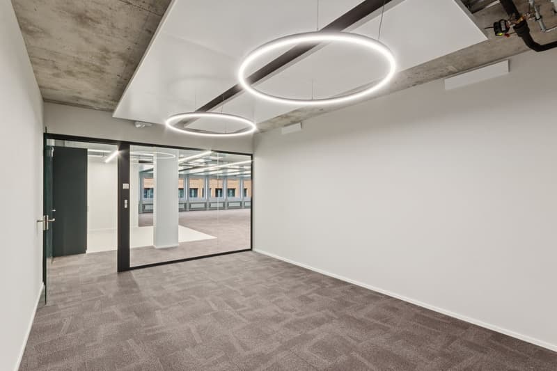 Beispiel für ausgebautes integriertes Sitzungszimmer