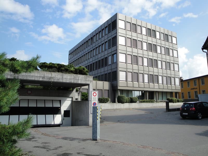 Moderne Büroräume in Rapperswil SG mit optimaler Infrastruktur (2)