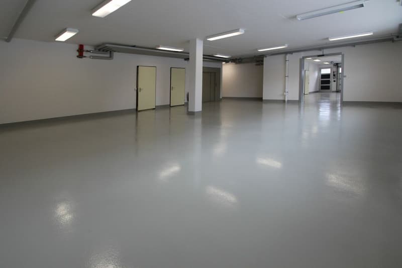 Geschäftshaus mit Büro / Werkstatt und Lager an Top-Standort und bester Verkehrslage (12)