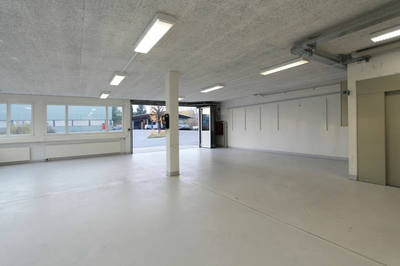 Geschäftshaus mit Büro / Werkstatt und Lager an Top-Standort und bester Verkehrslage (10)