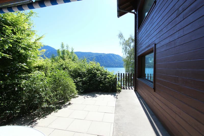 Chalet Sonnenbühl: Attraktives Zweifamilienhaus mit freier Bergsicht und dem See als Kulisse (18)