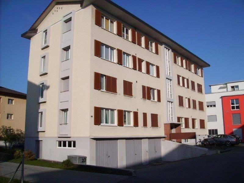 Schöne Wohnung an zentraler Lage zu vermieten! (1)