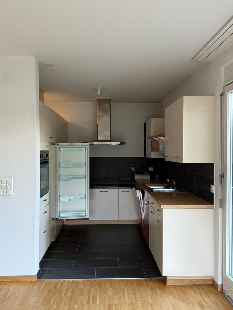 2.5-Zimmer-Gartenwohnung mit Seesicht und grosser Terrasse (9)