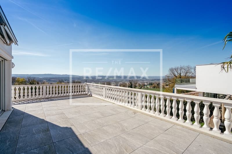 Repräsentative Panoramavilla am Mutschellen (4)