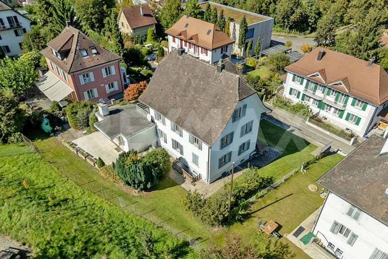 Zweifamilienhaus mit Ausbaupotenzial (1)