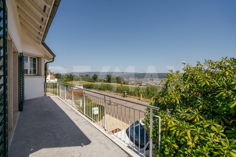 Privatsphäre & Panorama: grosszügiges Landhaus an Bestlage (3)
