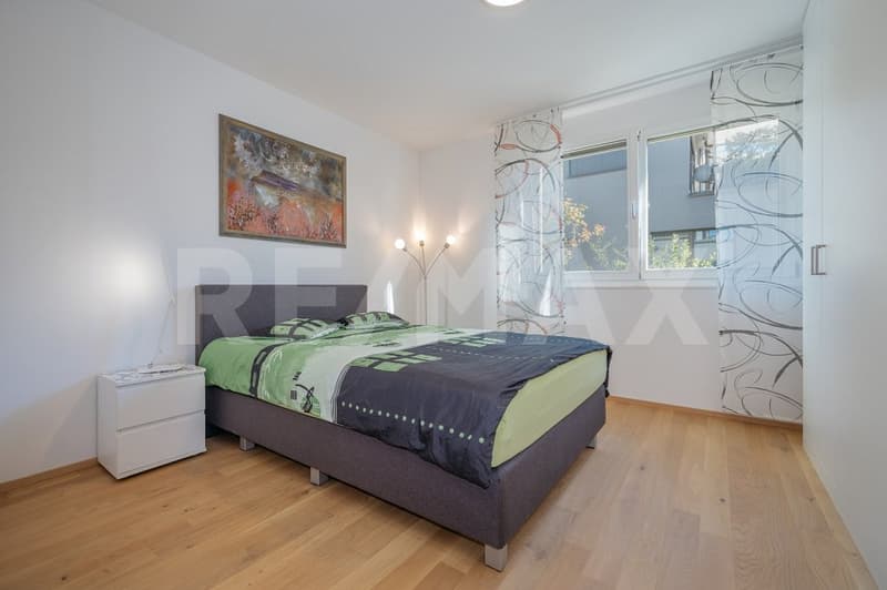Lebensqualität am See: moderne und komfortable 3½-Zimmer-Wohnung (11)