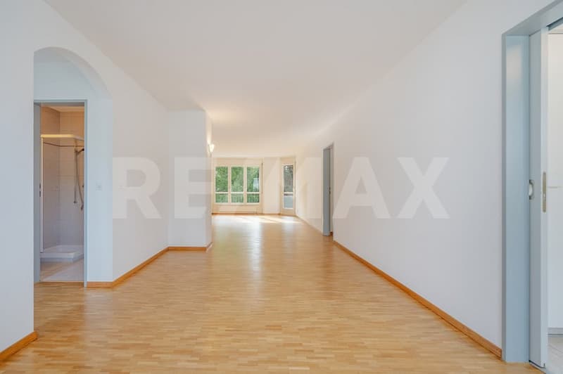 Alltag mit Lebensqualität: 4½-Zimmer-Wohnung mitten in Wettingen (4)