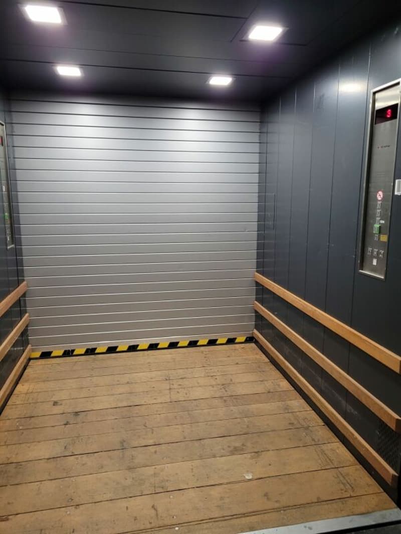 Flexibler Gewerberaum 267 m2 (günstig) (2)