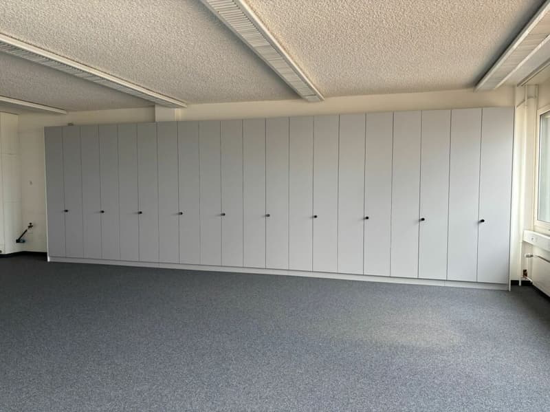 Büro 67 m2, ausgebaut, in Steinhausen (9)