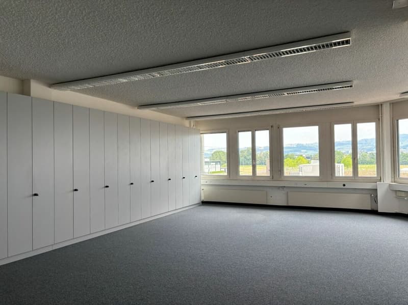 Büro 67 m2, ausgebaut, in Steinhausen (8)