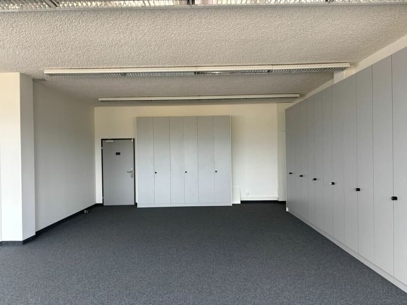 Büro 67 m2, ausgebaut, in Steinhausen (10)