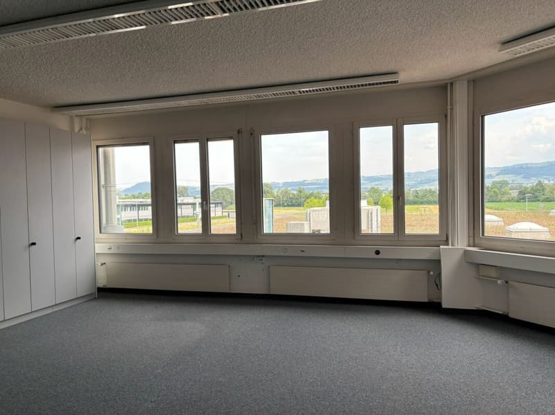 Büro 67 m2, ausgebaut, in Steinhausen (7)