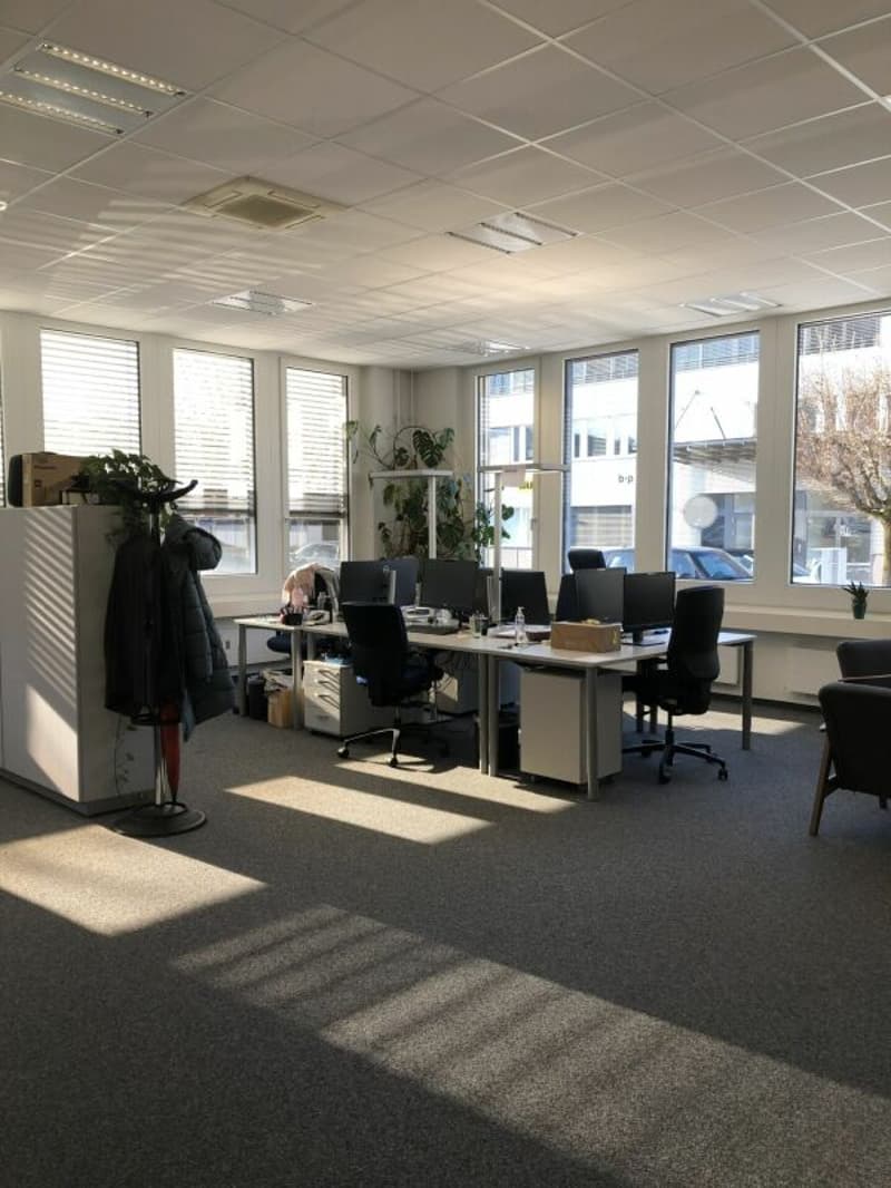 358 m2 flexible Bürofläche im Erdgeschoss in Rotkreuz (12)