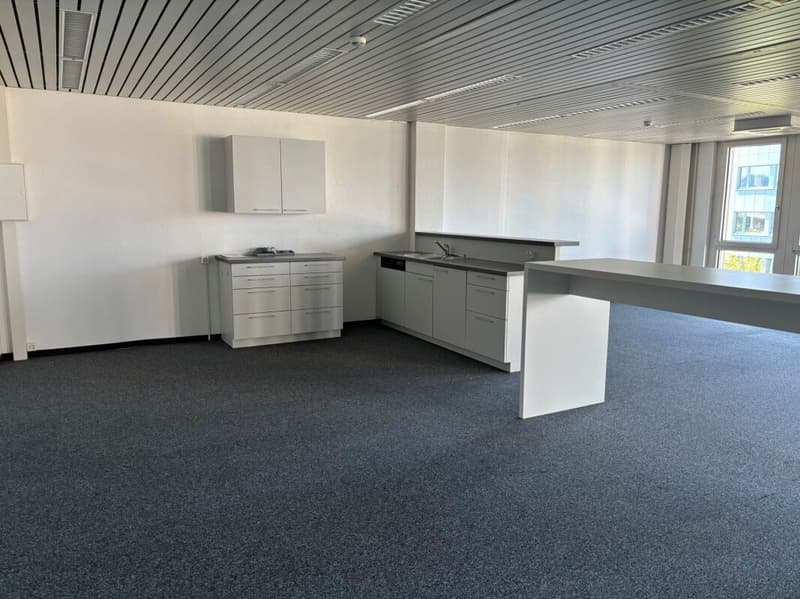 220 m² fertig ausgebautes Büro im 3. OG - sofort bezugsbereit (10)