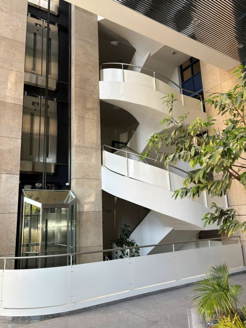 242 m² Showroom & Büro mit Lager und Laderampe - sofort frei (4)